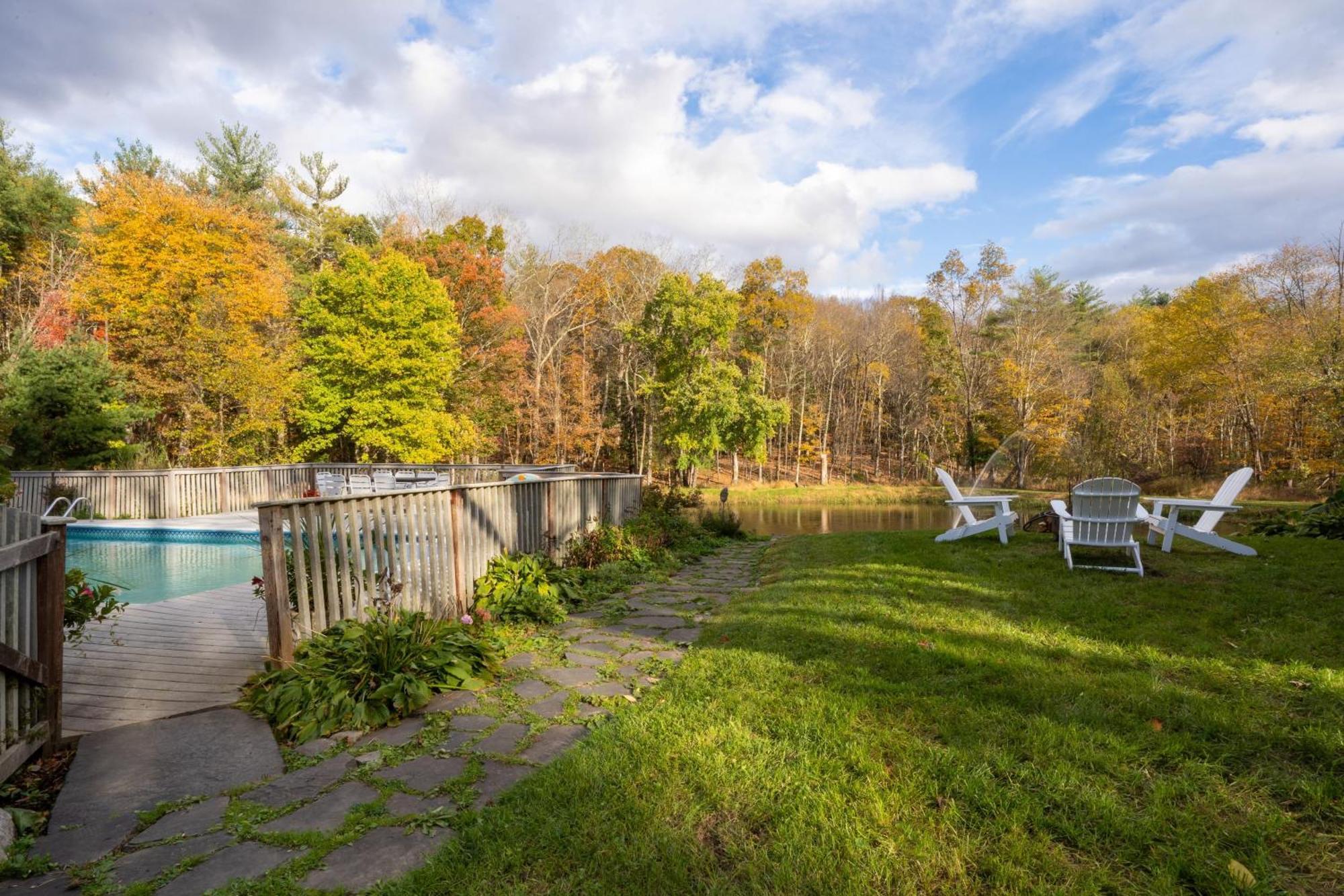 Cortland By Avantstay Charming Heritage Estate W Private Lake Pool Saugerties Exterior foto