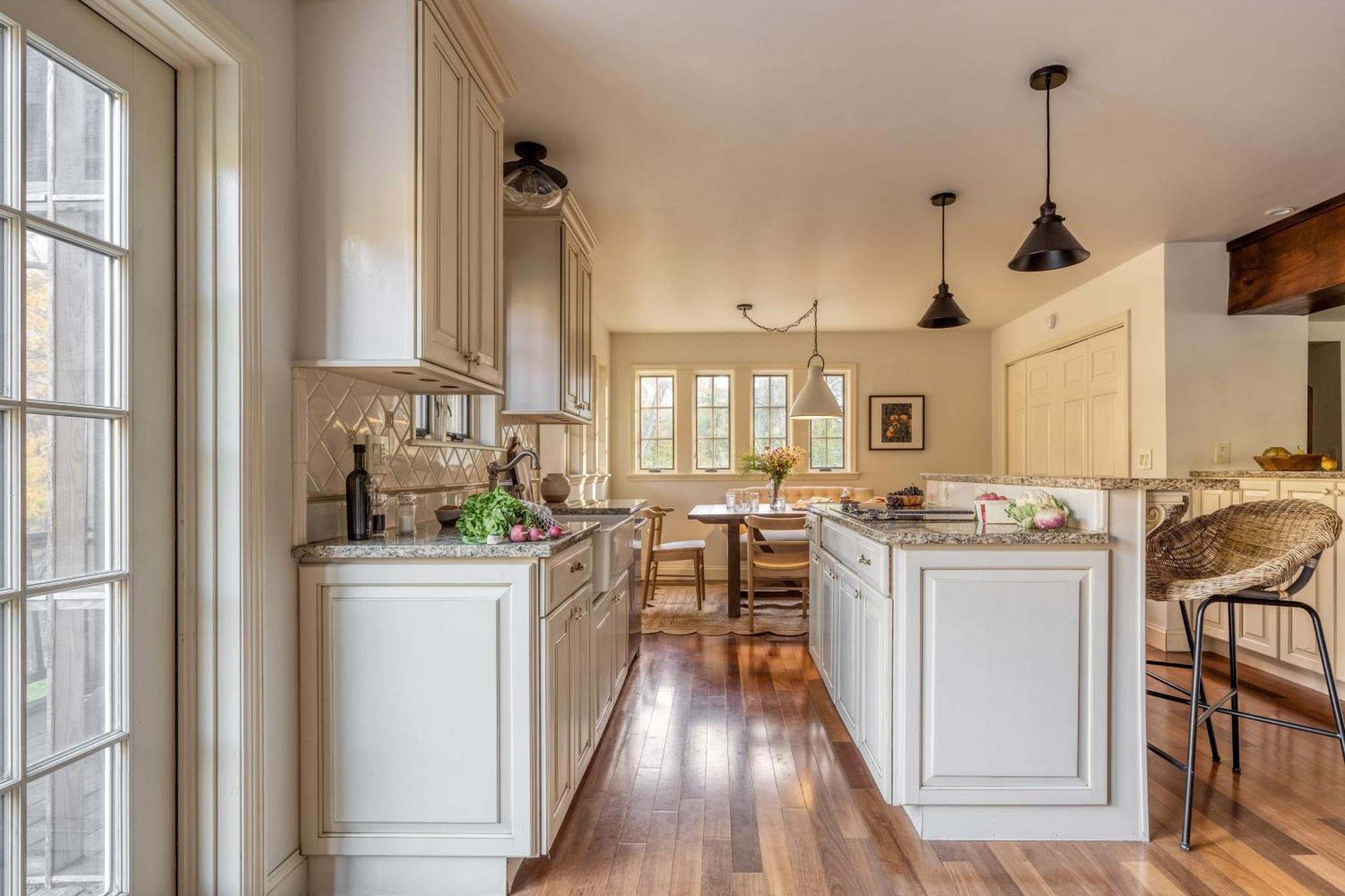 Cortland By Avantstay Charming Heritage Estate W Private Lake Pool Saugerties Exterior foto